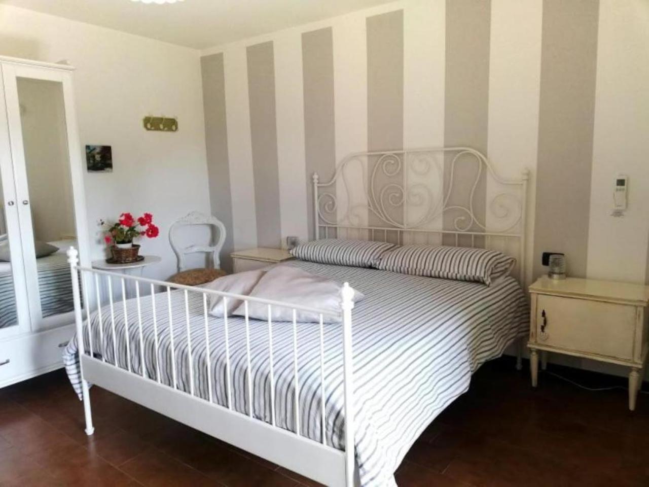Dolce Lago B&B Сан Феличе дел Бенако Екстериор снимка